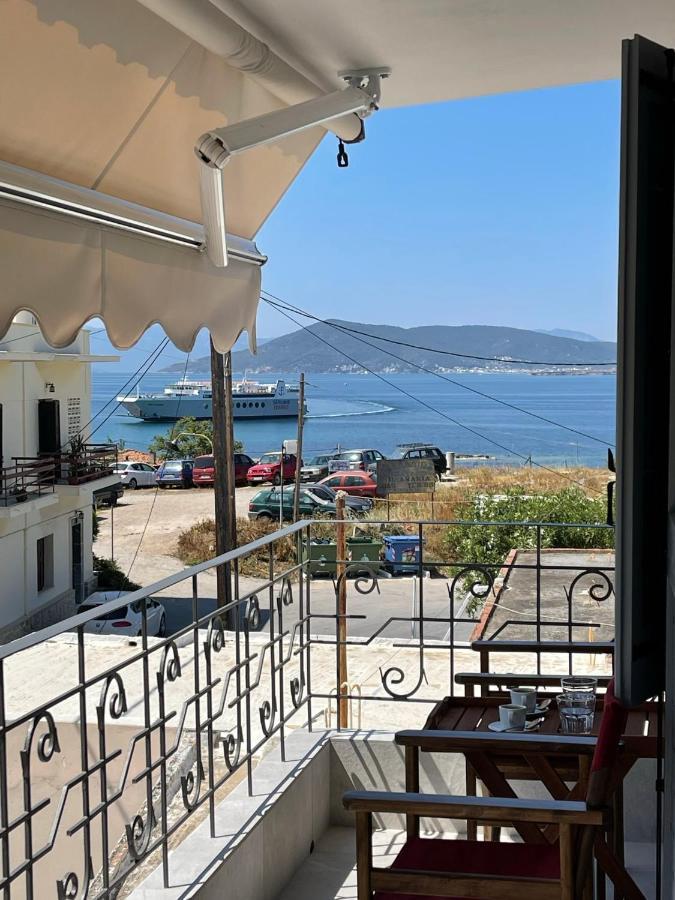 Axs First Floor Apartment Aegina Town Exterior foto